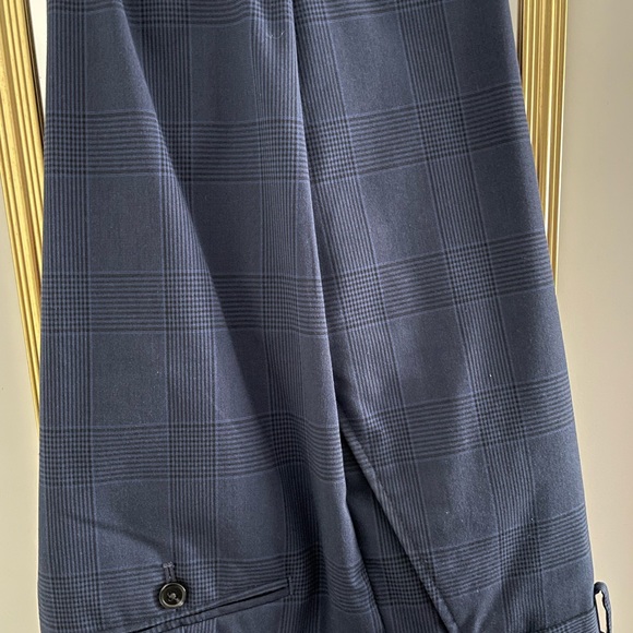 J. Ferrar Slim Fit Dress Pants - Picture 1 of 1